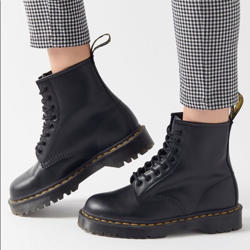 Dr. Marten women’s leather lace up boots